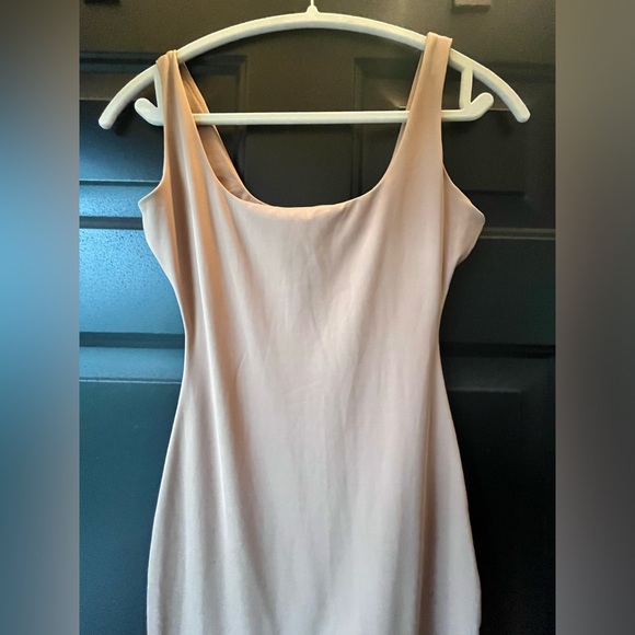 🌻NWOT SKIMS All-In-One Scoop Neck Onesie/Jumpsuit - Picture 7 of 9